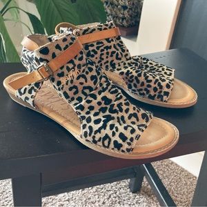 Blowfish Malibu Casual Sandal Sz 7